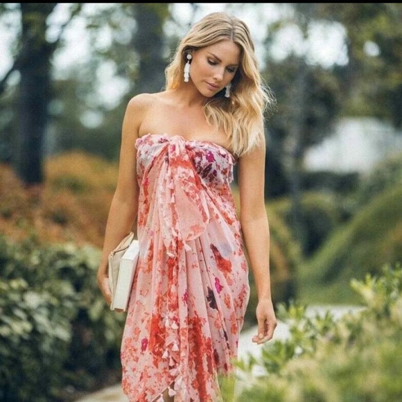 Peter Som Dream Floral Sarong in Rose Quartz - Picture 3 of 6